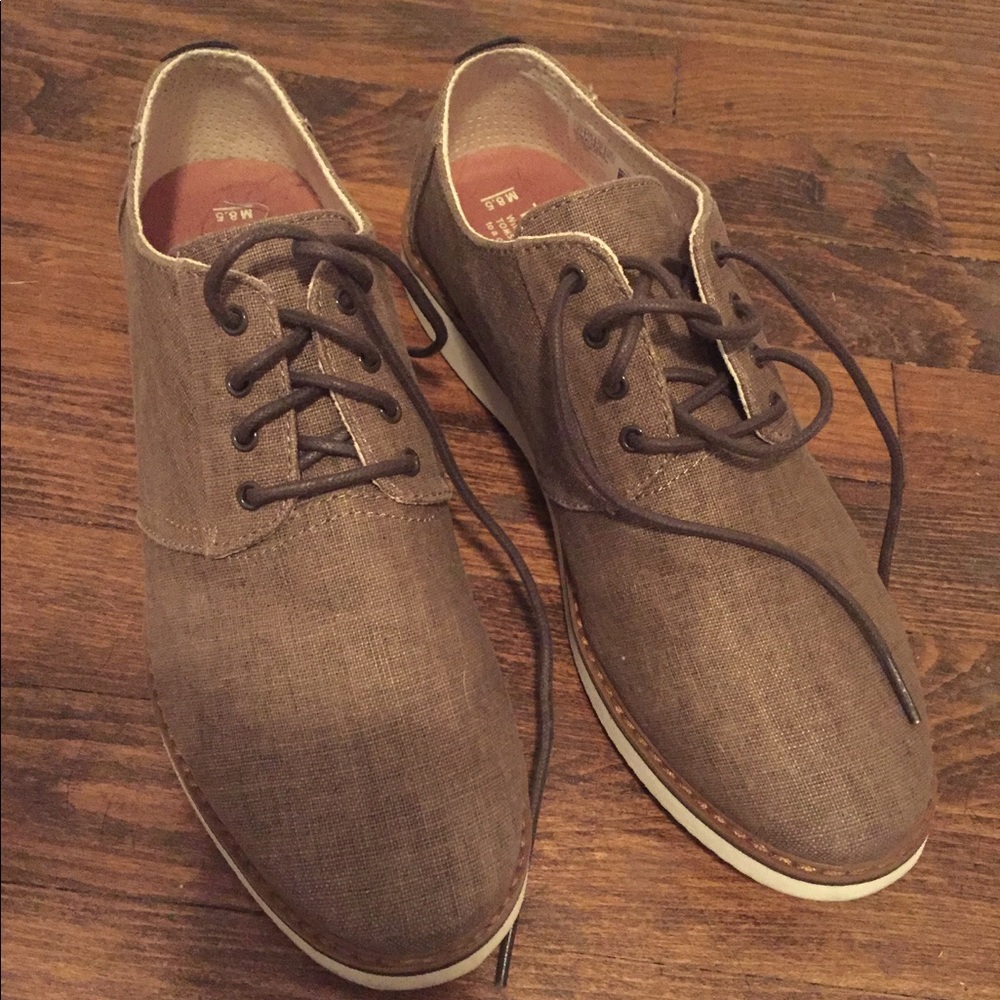 NWOT! Preston Toffee Coated Linen men's size 8.5